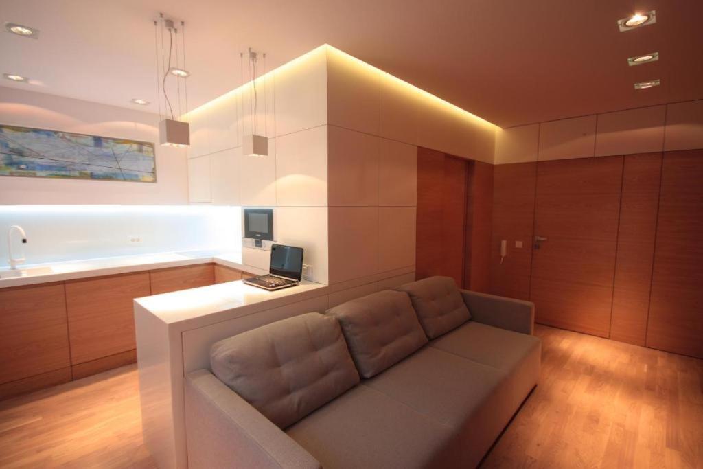 Modern & Resto Apartments Cracovia Exterior foto